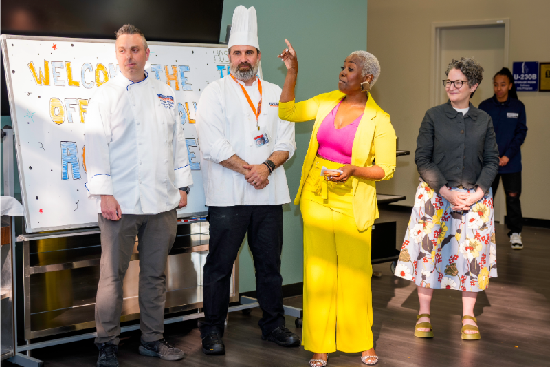 Chef Shelly Flash ’15 Returns to KCC for Catering Class’s Practical Exam, a Bite, and Words of Advice